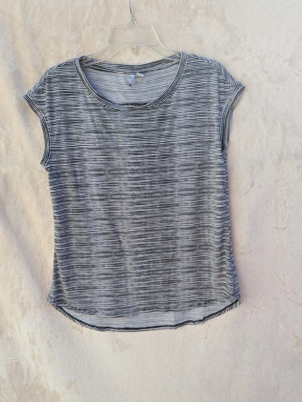 Elle Womens Black and White Striped Cap Sleeve Knit Top Size XS